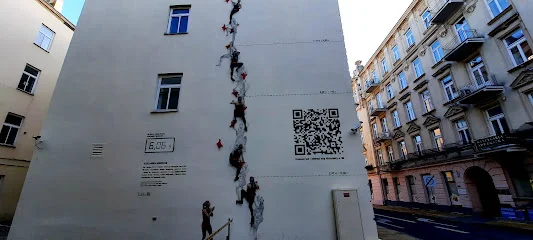 Mural wspinaczkowy Aleksandry Mirosław